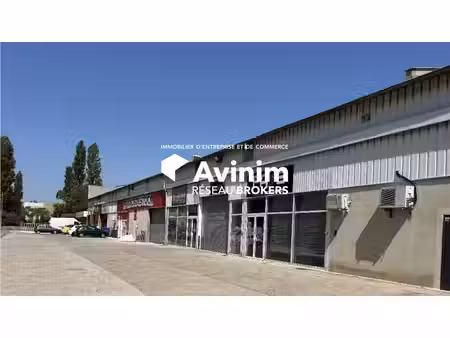 location entrepôt gemenos 13420 200m²