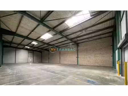 location entrepôt moissy cramayel 77127 824m²
