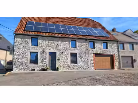 maison à vendre à senzeille pour € 383.000 avec 4 chambres à coucher