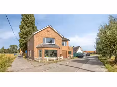 maison à vendre à leke pour € 255.000 avec 3 chambres à coucher
