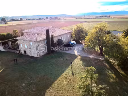 maison de 350 m² à romans-sur-isere