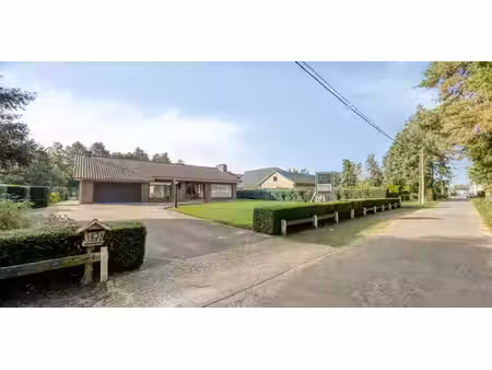 villa-manoir à vendre à nijlen pour € 665.000 avec 2 chambres à coucher