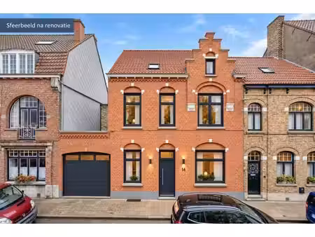 karaktervolle woning met uitzonderlijk potentieel te sint...