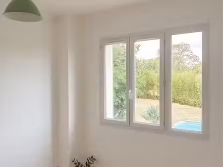 appartement t3 / t4 avec loggia lumineuse et parking