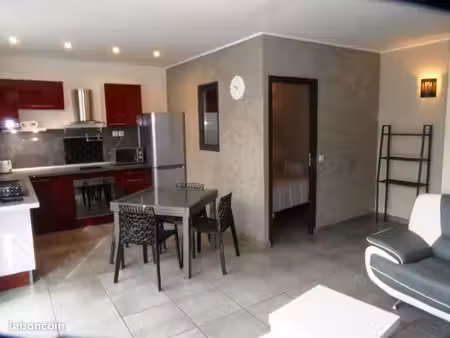 appartement 45 m² meublé