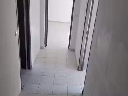 location t2 à malaucène 84340