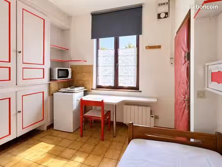 studio meublé 9 m² à louer – saint-maurice