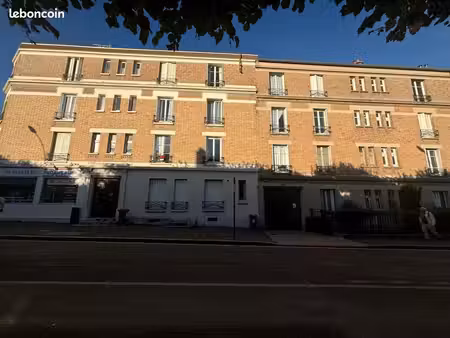 studio 1 pièce 22 m²