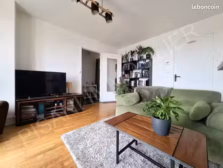 appartement 3 pièces 53 m²