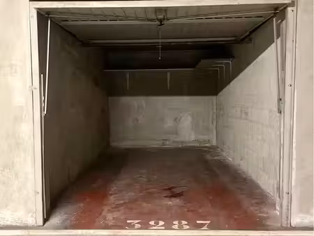 garage fermé 14 m² – résidence sécurisée – marseille 6e