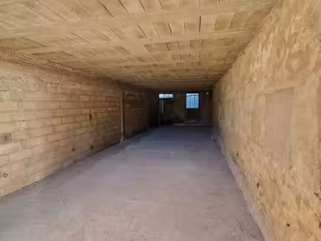 box de stockage 65 m²
