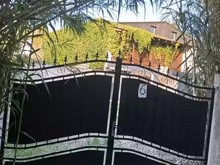 loue limite sénas mallemort maison t3 avec jardin