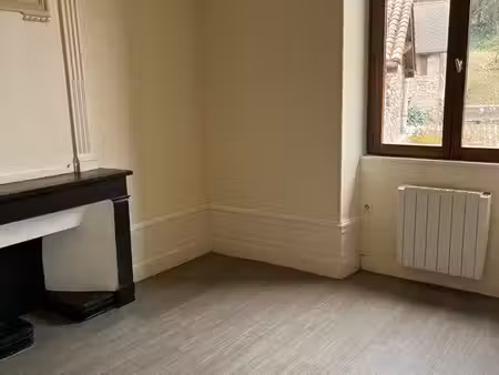 loué appartement 5 pièce très lumineux à st chef