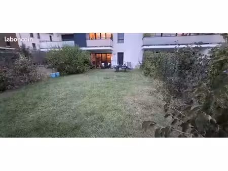 appartement t2 meublé avec terrasse de 19 m² et jardin privatif – vue belledonne + grand g