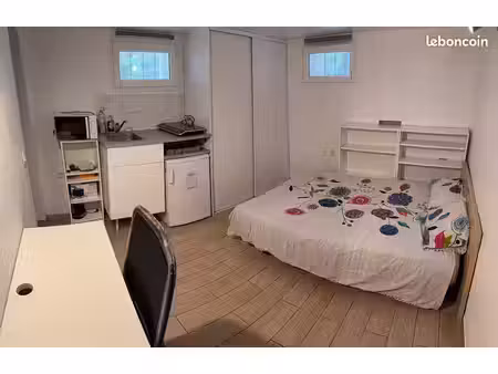 pour etudiant alternant uniquement - studio/chambre chez habitant 16m2