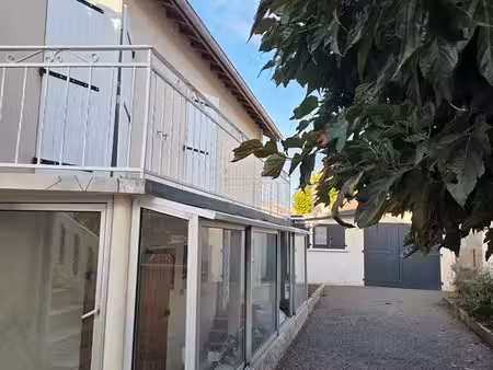 maison rénovée centre libos