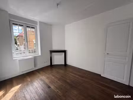 joli appartement f1
