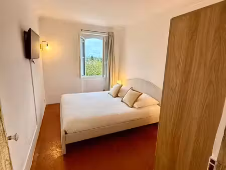 appartement 2 chambres – gassin  aux portes de saint-tropez