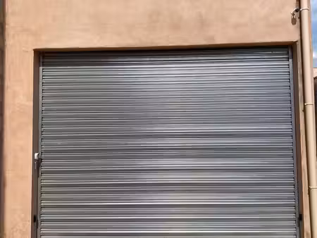 garage de stockage/ entrepot