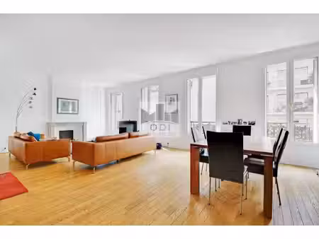 appartement 5 pièces village d'auteuil avec cave et parking