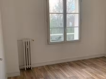 savigny sur orge f3 67m2 loyer 1189 euros  secteur gare 