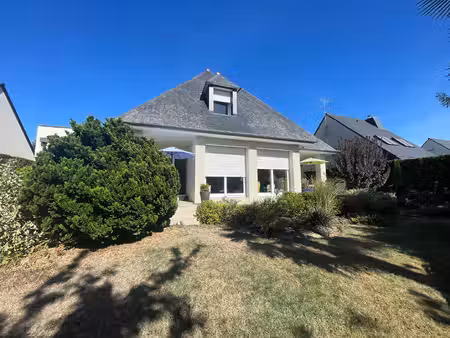 maison cesson sevigne 6 pièce(s) pas de vis a vis /luminosite / grand sejour/ proximite co