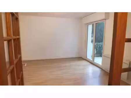 location appartement 1 pièce 33 m² à antony (92160)