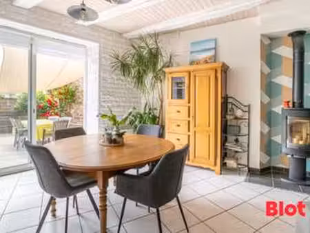 vente maison à saint-malo (35400) : à vendre / 120m² saint-malo