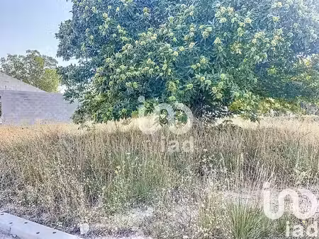vente terrain 424 m² à la brillanne (04700)  105 000 €