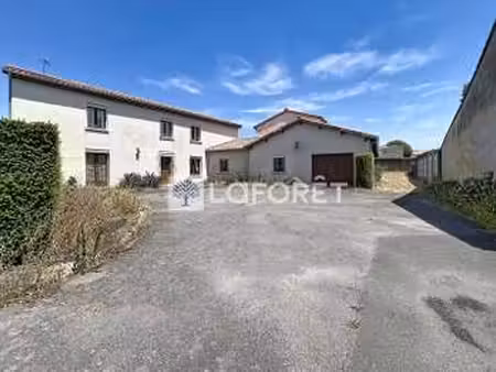 vente maison à la chapelle-saint-laurent (79430) : à vendre / 137m² la chapelle-saint-laur