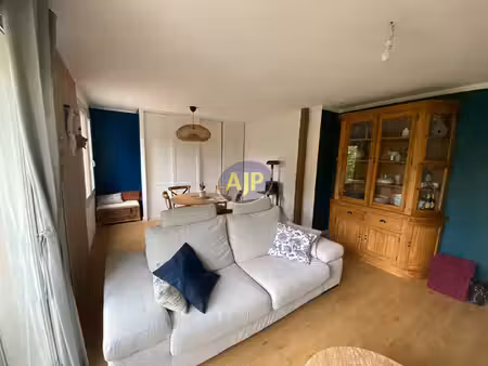 appartement t3 de 65m² mérignac centre - proche commerces - proche transports