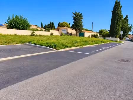 vente terrain 280 m² à lunel (34400)  130 000 €