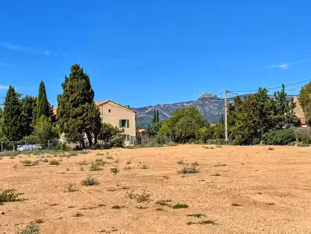 vente terrain 600 m² à gemenos (13420)  435 000 €
