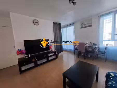 appt 65 m²  balcon  cave  parking  5 min de la gare