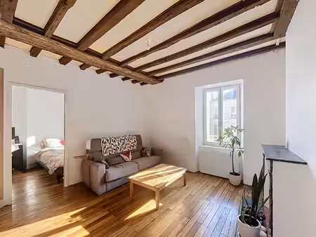 appartement t2 orléans madeleine 38 2 m²