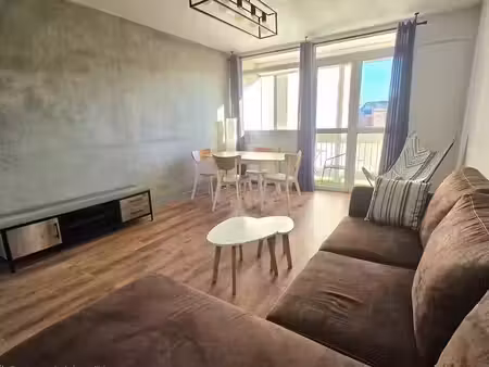 location meublée appartement 3 pièces 77 m² à tarbes (65000)  870 €