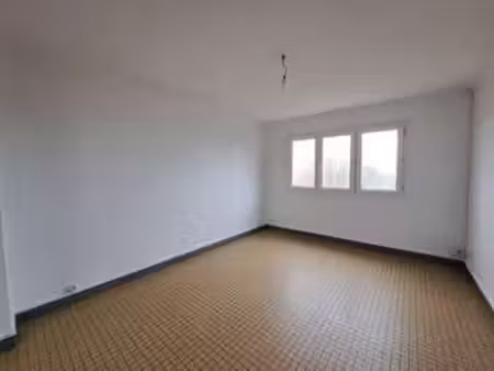 location appartement 2 pièces à nantes gare sud - malakoff (44000) : à louer 2 pièces / 40