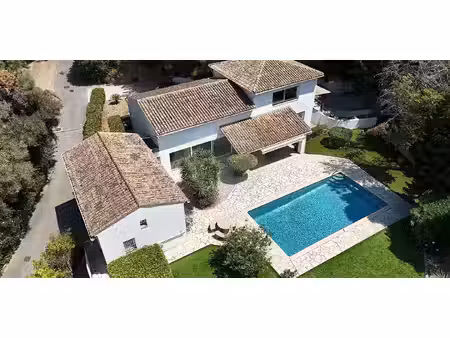 maison avec piscine et jardin antibes (06)