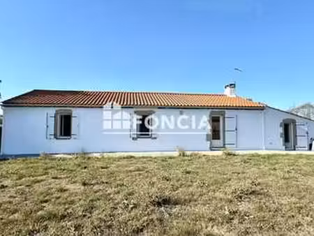 vente longère et corps de ferme à coëx (85220) : à vendre / 99m² coëx