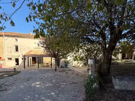 mornac. maison 191 m² avec garage et terrain