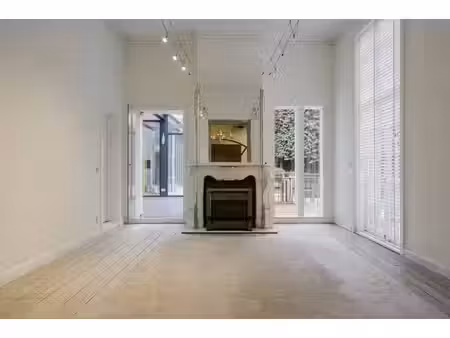 propriété historique dans le centre d'audenarde à vendre
