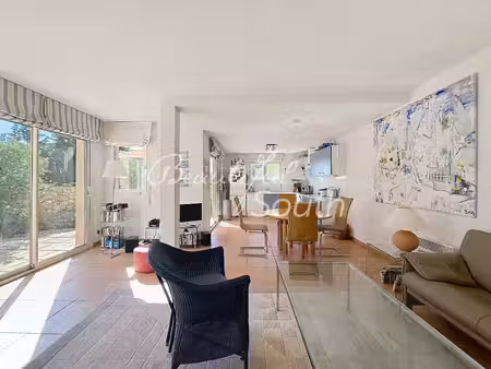leucate village – villa 3 faces avec jardin  garage  piscine et solarium avec vues