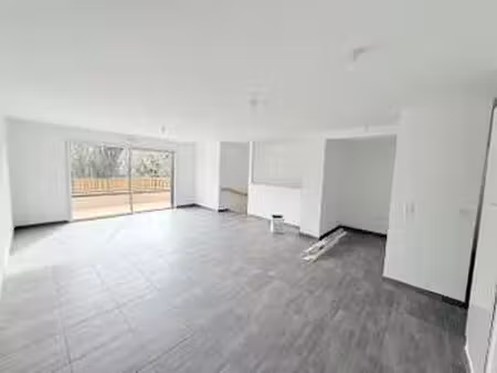 location appartement 5 pièces à brest (29200) : à louer 5 pièces / 104m² brest