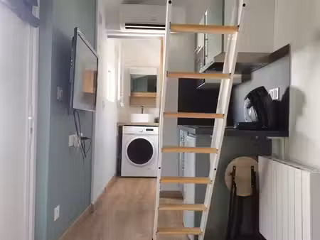 studio meublé 9m²