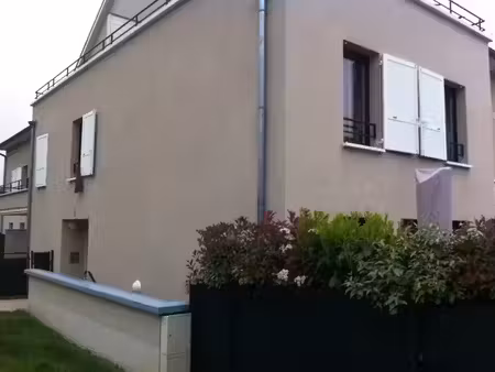 location appartement 1 pièce 29.24 m² à ferrières-en-brie (77164)  646 €