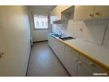 appartement t1 de 35m2 avec parking à valenciennes centre