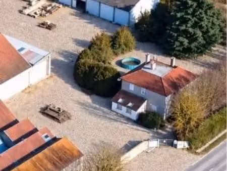 terrain d’activité à louer