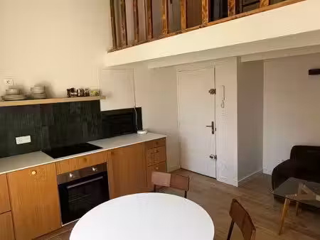 t2 30m2 estienne d’orves avec terrasse