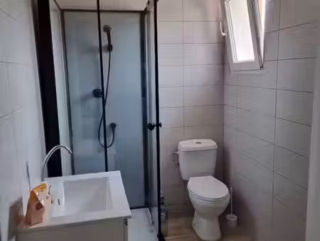petit maison ou studio avec jardin