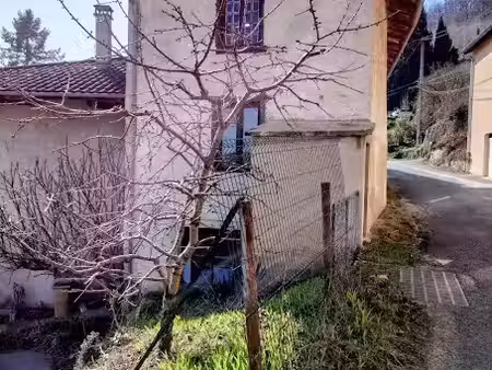 vente maison 5 pièces 104 m² à marchampt (69430)  40 000 €